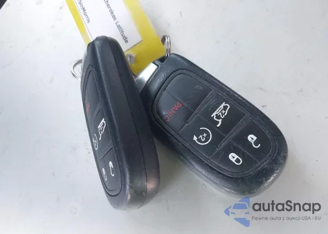 2018 Jeep Cherokee Latitude Plus 4X4 z USA, uszkodzony, nr VIN 1C4PJMLB4JD550084